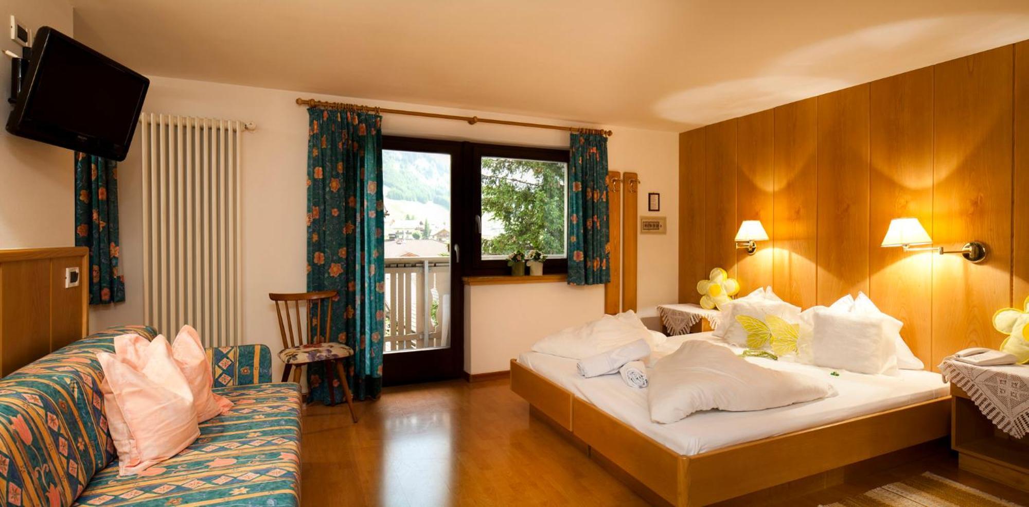 Mountain Hotel Mezdi Colfosco Ngoại thất bức ảnh