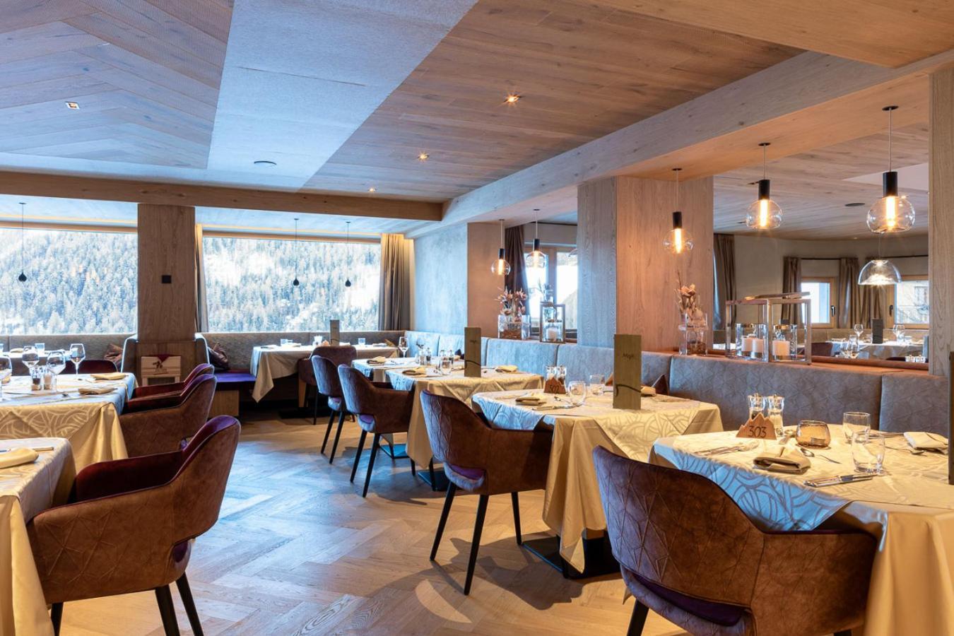 Mountain Hotel Mezdi Colfosco Ngoại thất bức ảnh