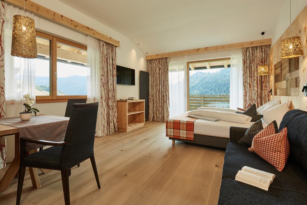 Mountain Hotel Mezdi Colfosco Ngoại thất bức ảnh